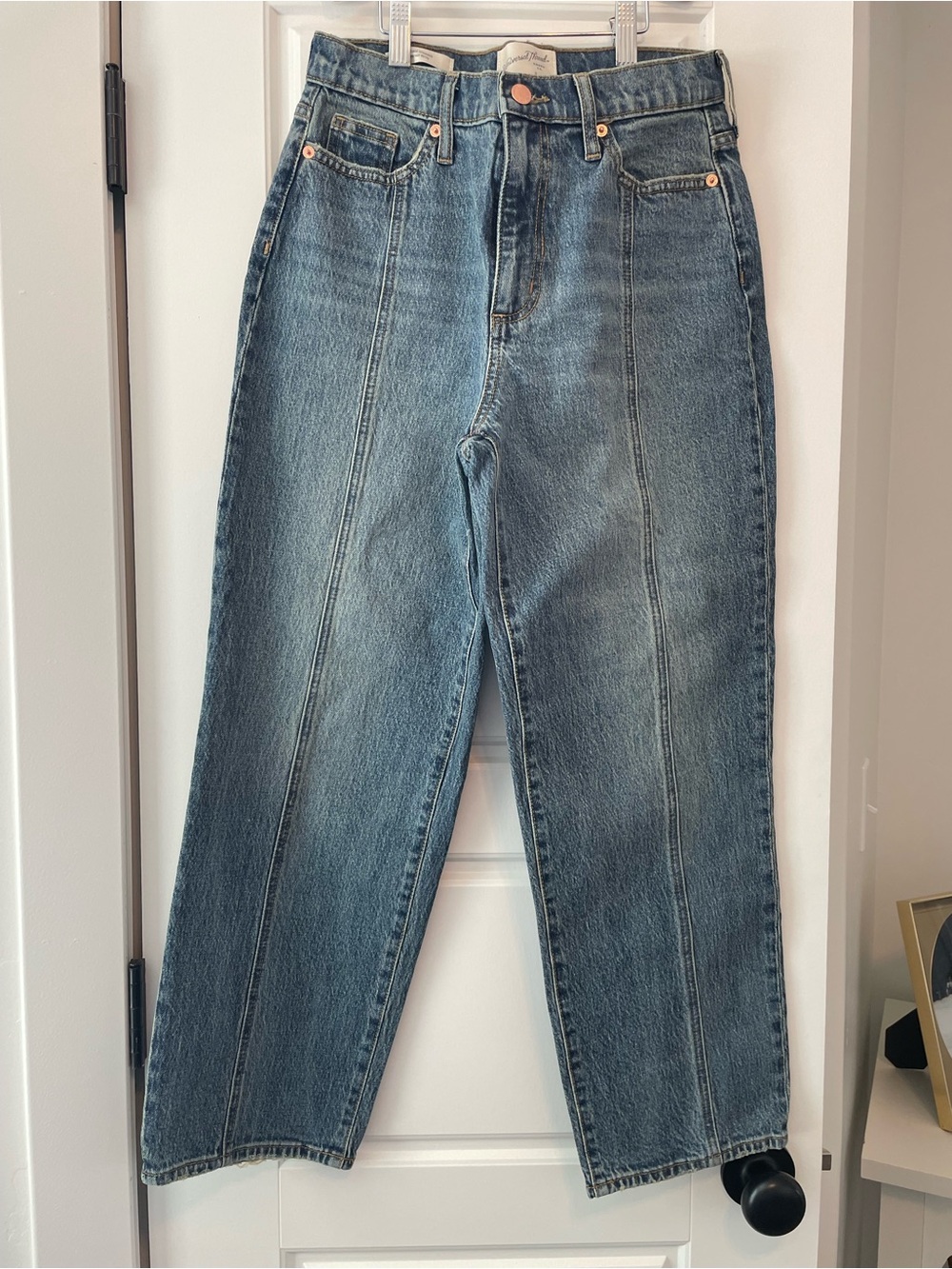 Universal Thread Straight-Leg Panel Seam Jeans in Blue